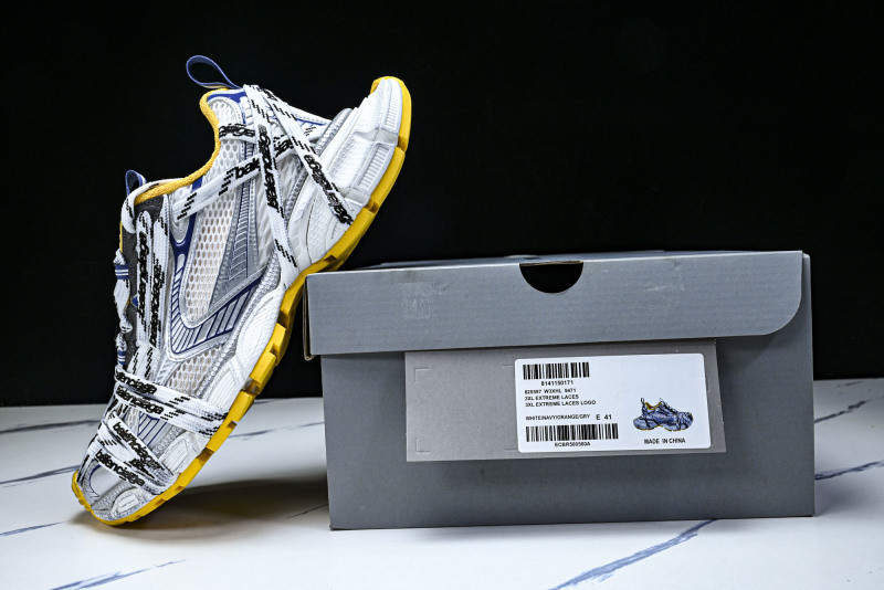 Ba1en*iaga Sneaker 3XL
