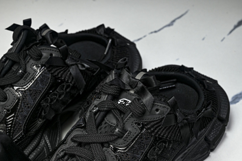 Ba1en*iaga Sneaker 3XL