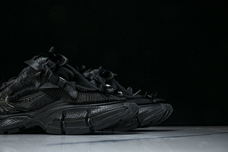 Ba1en*iaga Sneaker 3XL
