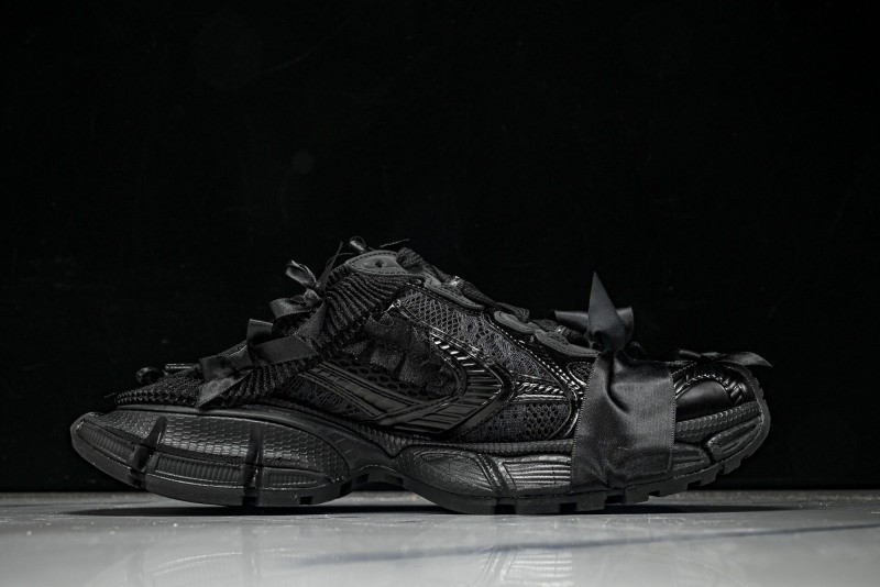 Ba1en*iaga Sneaker 3XL