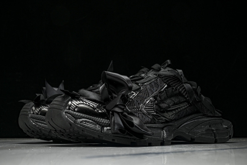 Ba1en*iaga Sneaker 3XL