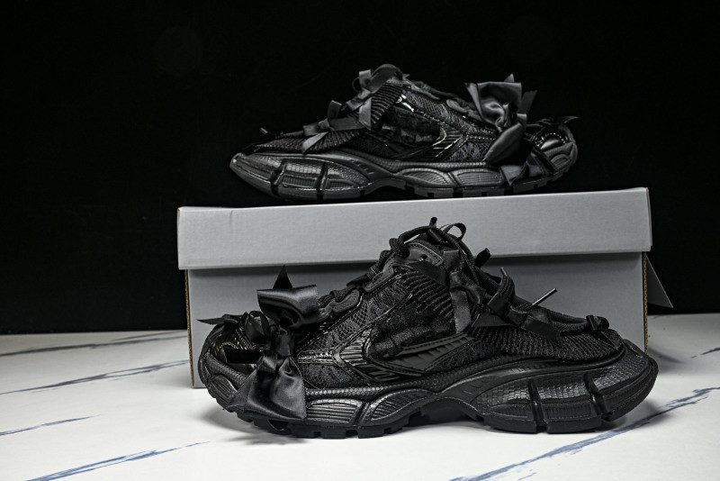 Ba1en*iaga Sneaker 3XL