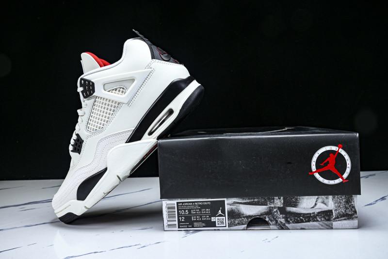 Air Jordan 4“Flight Club” IM4002-100