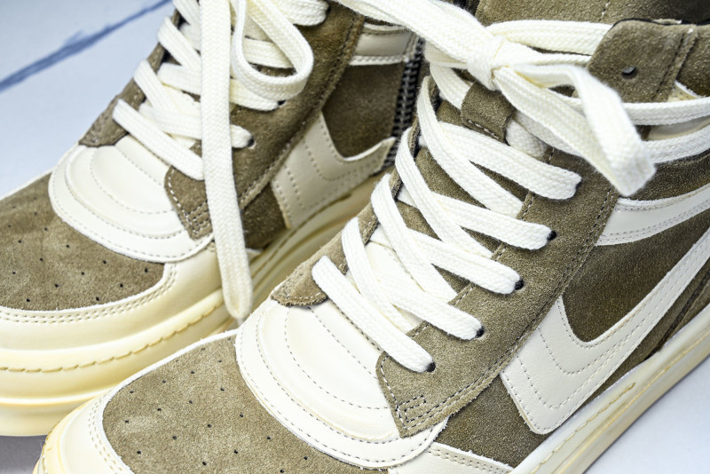 RO Sneakers