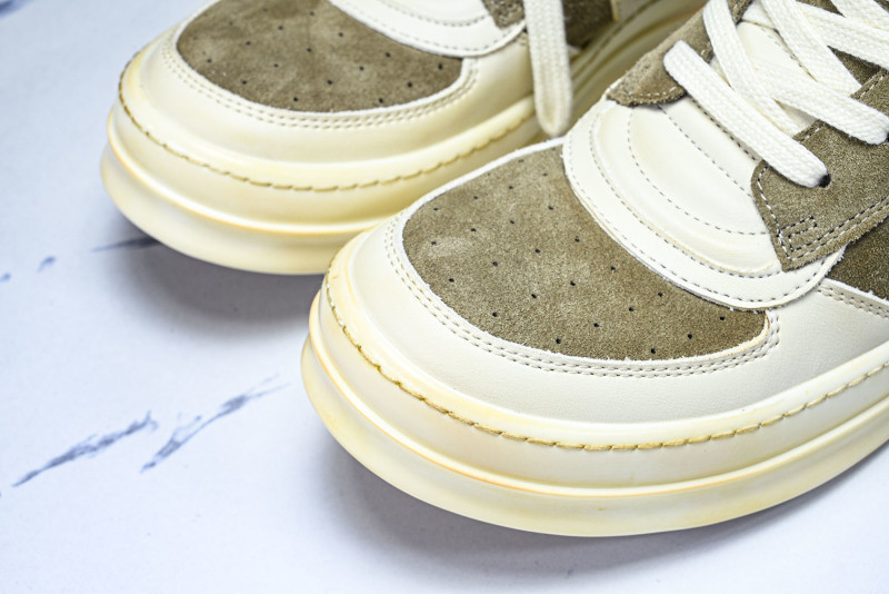 RO Sneakers