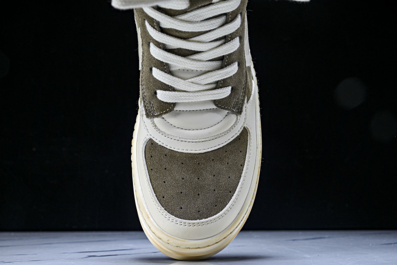 RO Sneakers