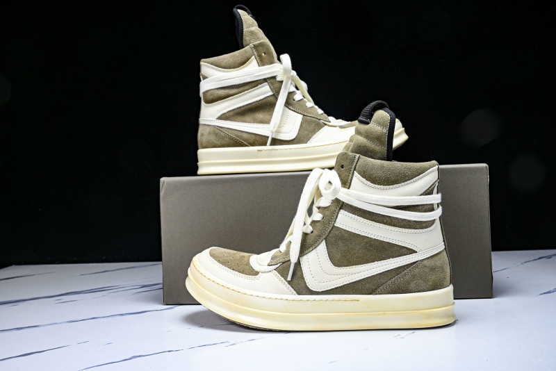 RO Sneakers