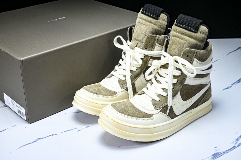 RO Sneakers