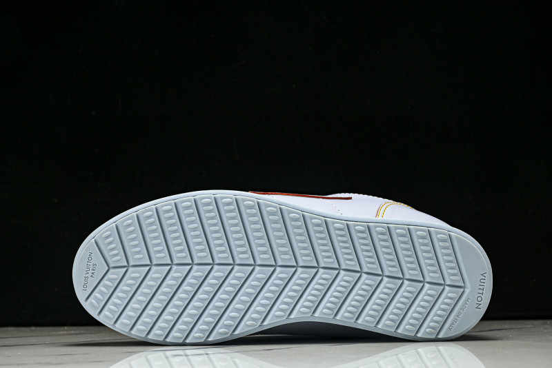 L*V Buttersoft Sneaker
