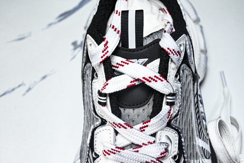 Ba1en*iaga Sneaker 3XL