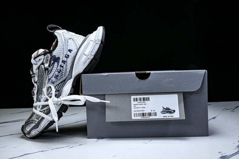 Ba1en*iaga Sneaker 3XL