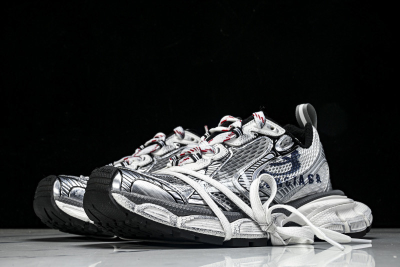 Ba1en*iaga Sneaker 3XL
