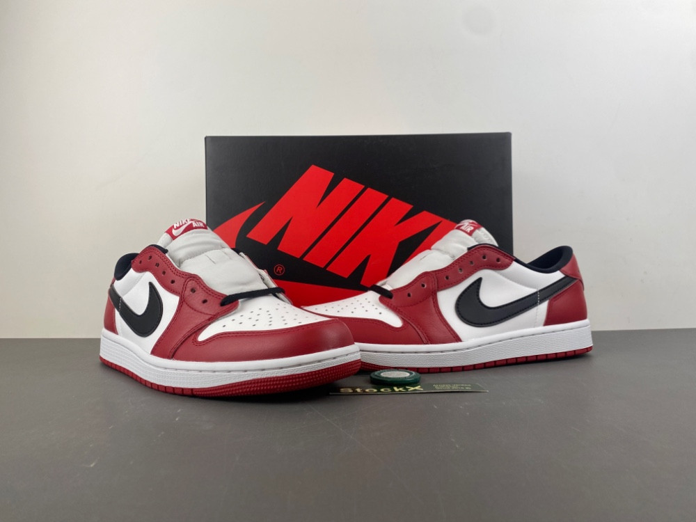 Air Jordan 1 Low OG “Chicago” HQ6998-600