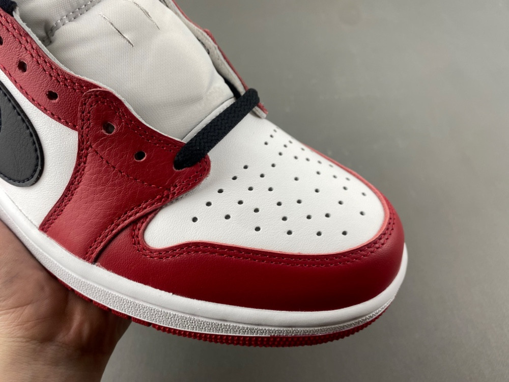 Air Jordan 1 Low OG “Chicago” HQ6998-600
