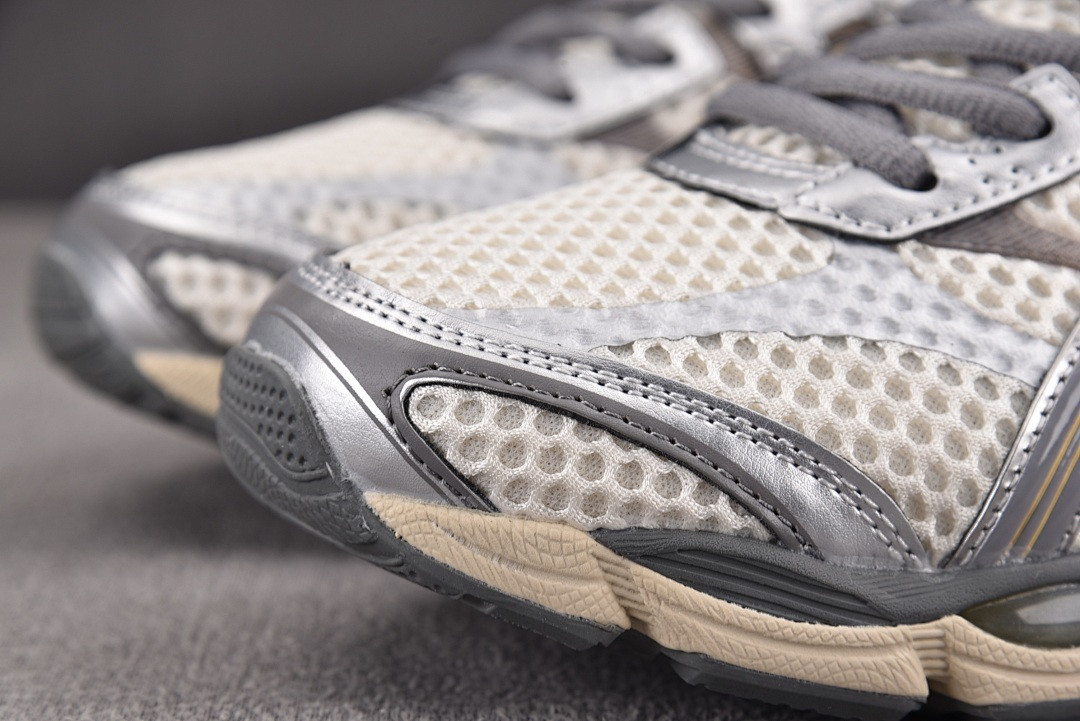 As1cs sneaker 1203a733-101