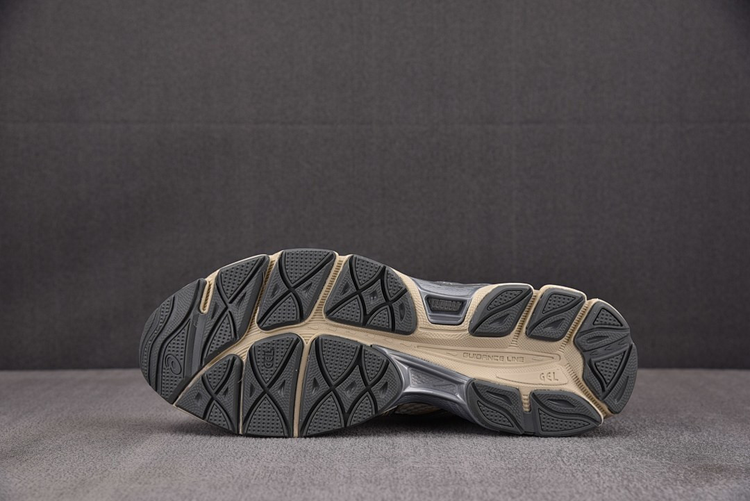 As1cs sneaker 1203a733-101