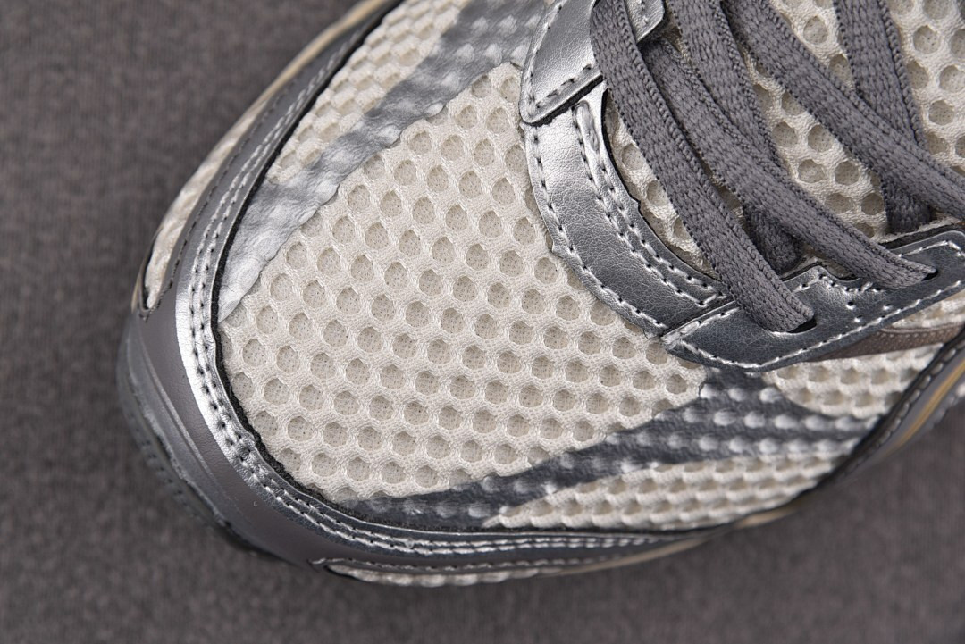 As1cs sneaker 1203a733-101