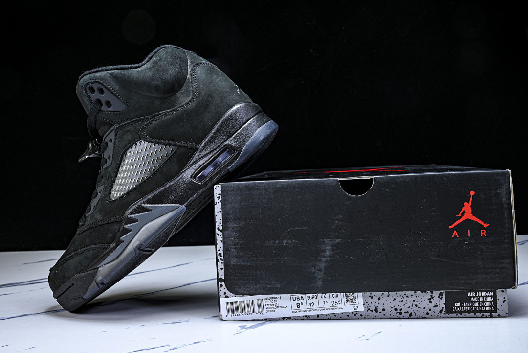 Air Jordan 5 Retro "Black Cat" FZ2239-001