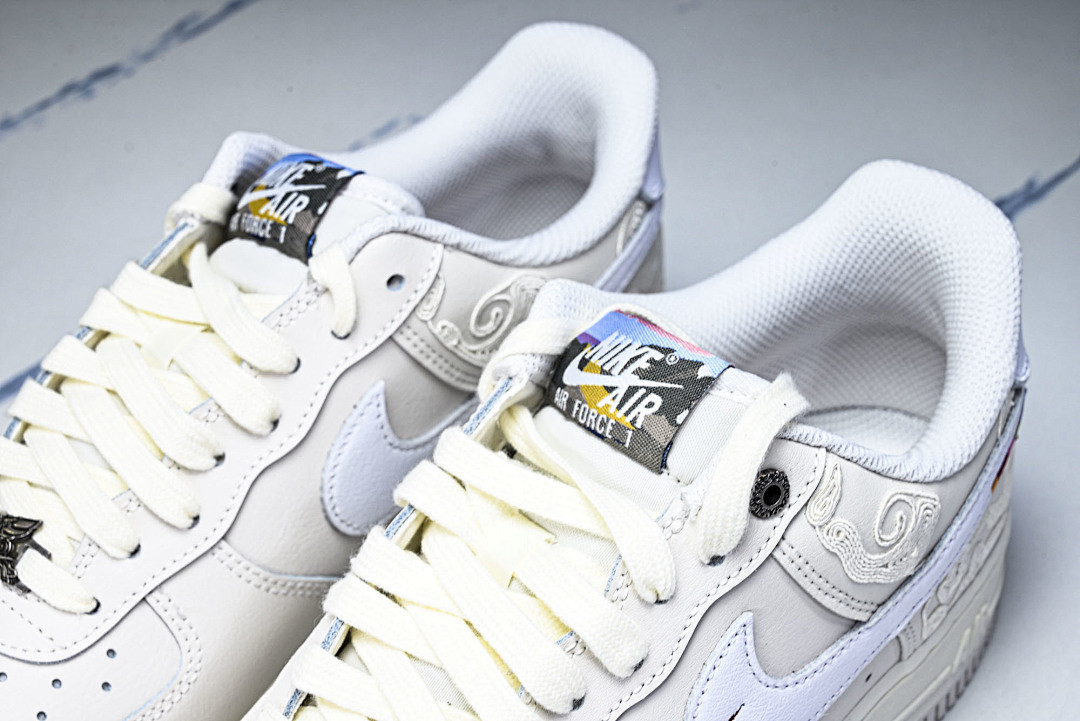 Nike Air Force 1