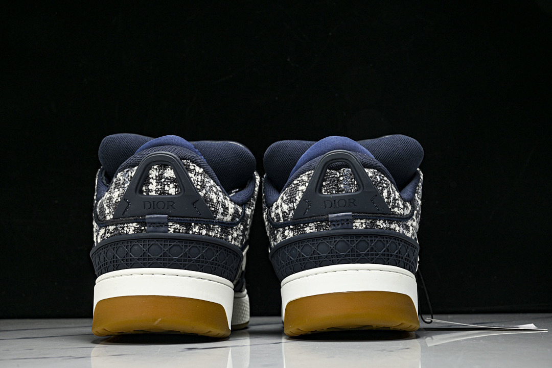 DR B9S Sneaker