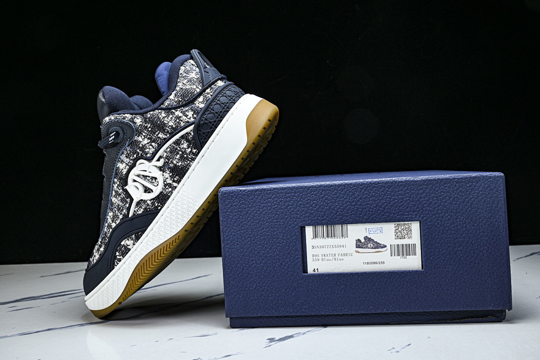 DR B9S Sneaker