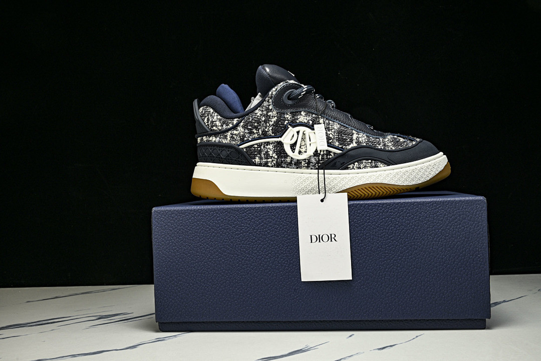 DR B9S Sneaker