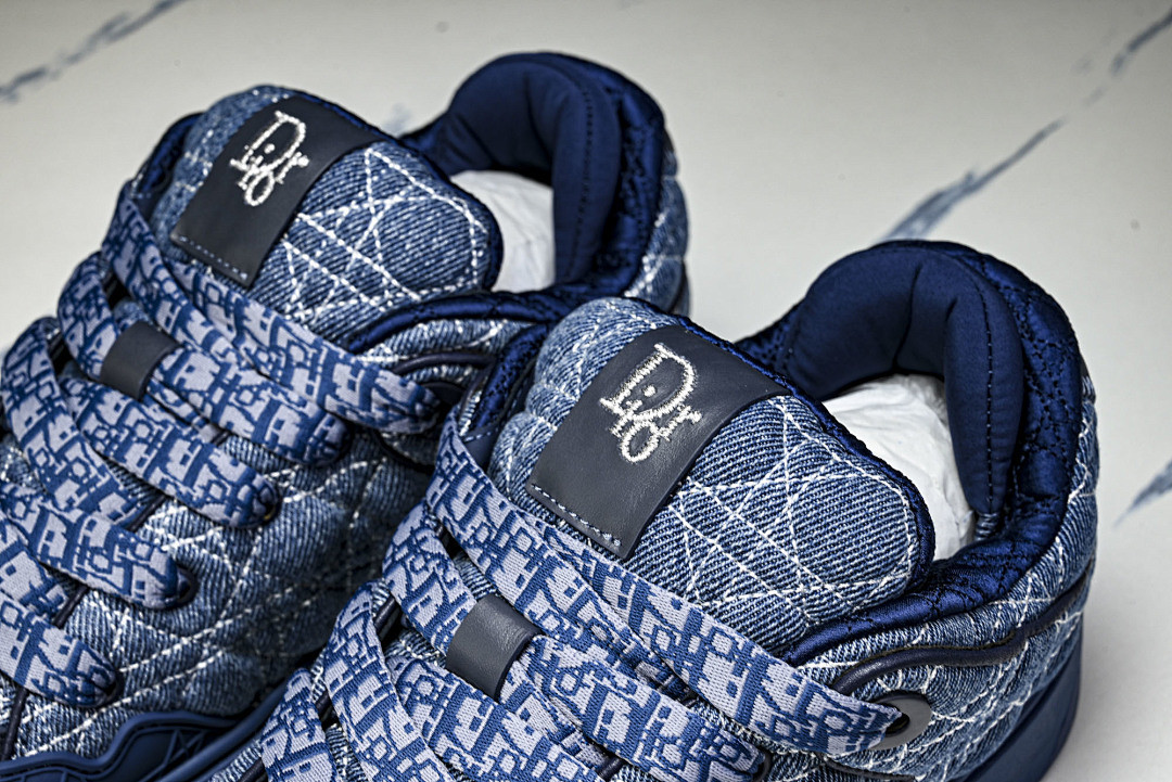 DR B9S Sneaker