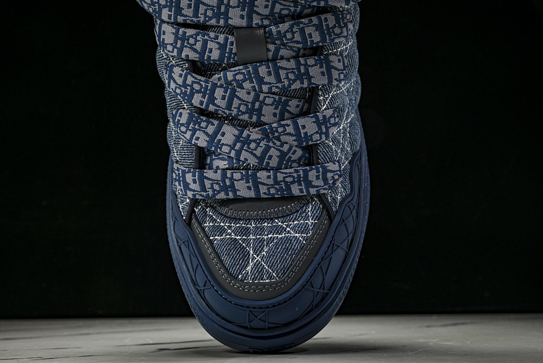 DR B9S Sneaker