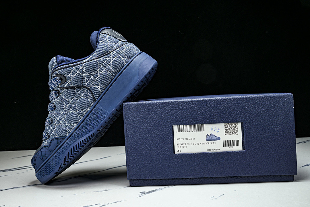 DR B9S Sneaker