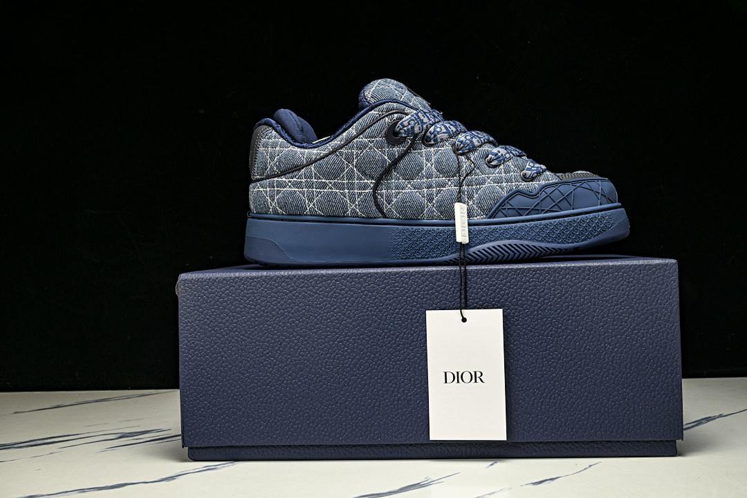 DR B9S Sneaker