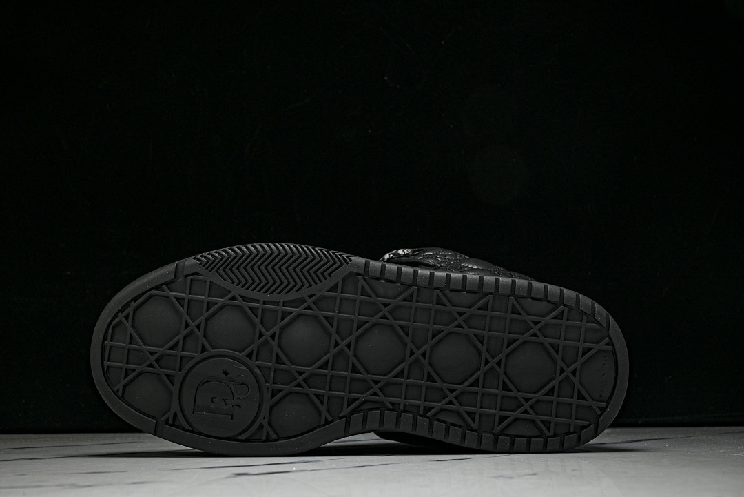 DR B9S Sneaker