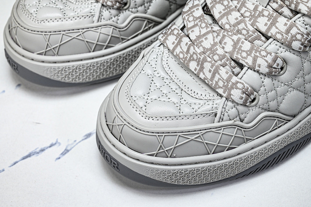 DR B9S Sneaker