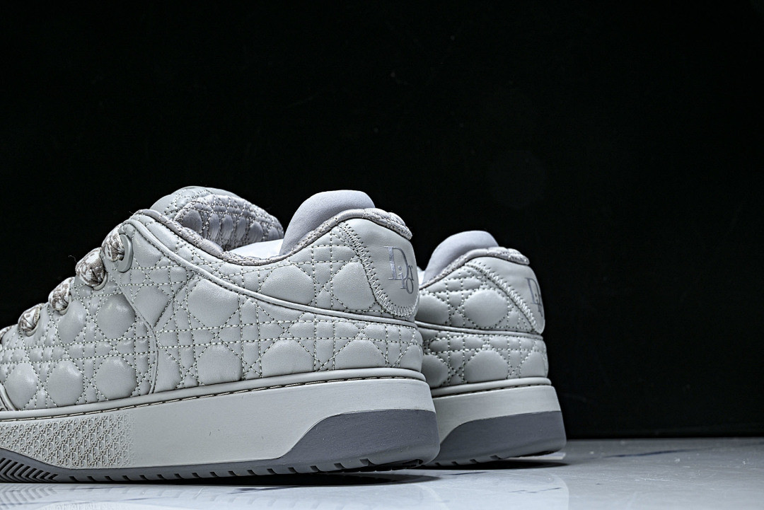 DR B9S Sneaker