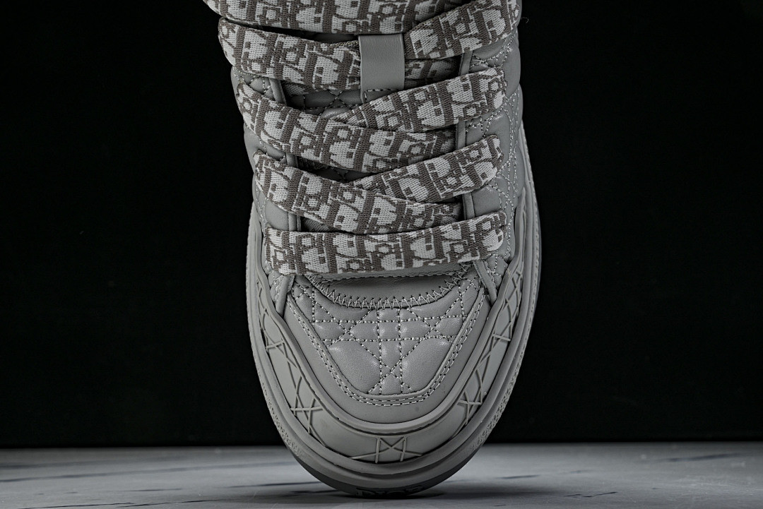 DR B9S Sneaker