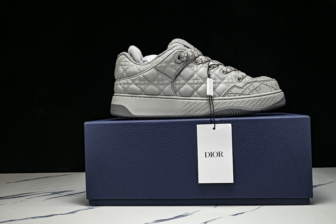 DR B9S Sneaker