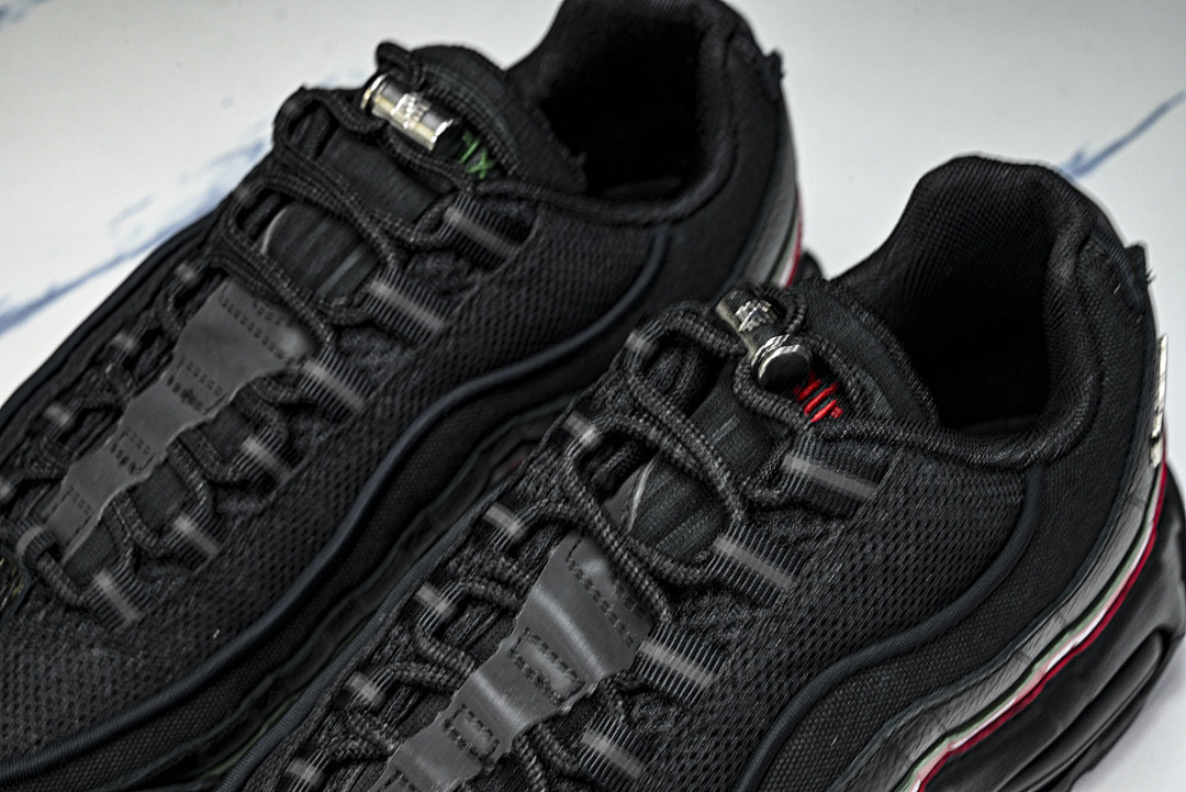 NK Air Max 95 SP Undefeated Black IB4453-001