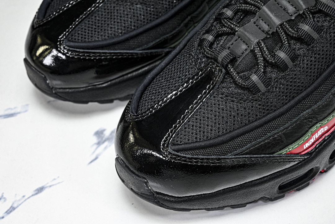 NK Air Max 95 SP Undefeated Black IB4453-001