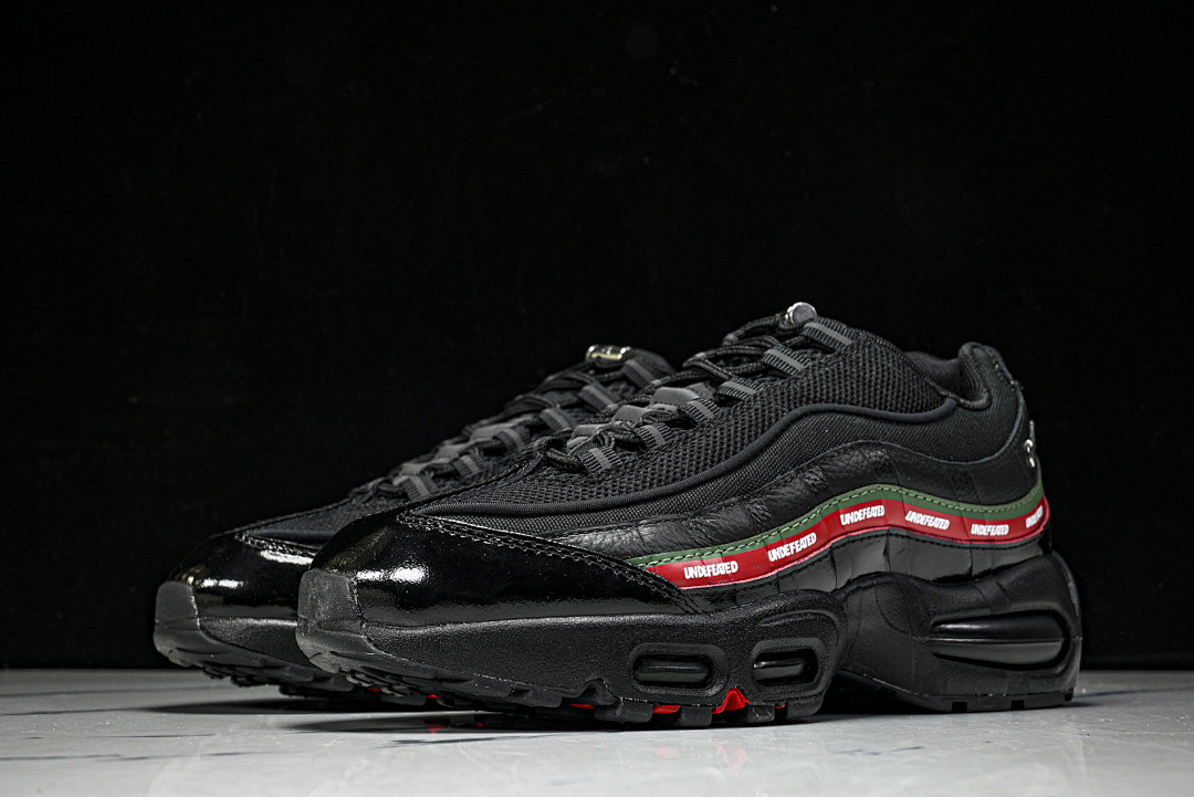 NK Air Max 95 SP Undefeated Black IB4453-001