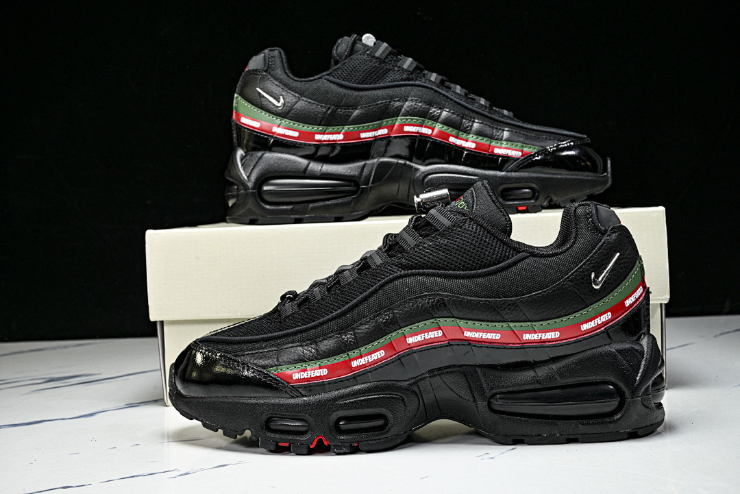 NK Air Max 95 SP Undefeated Black IB4453-001