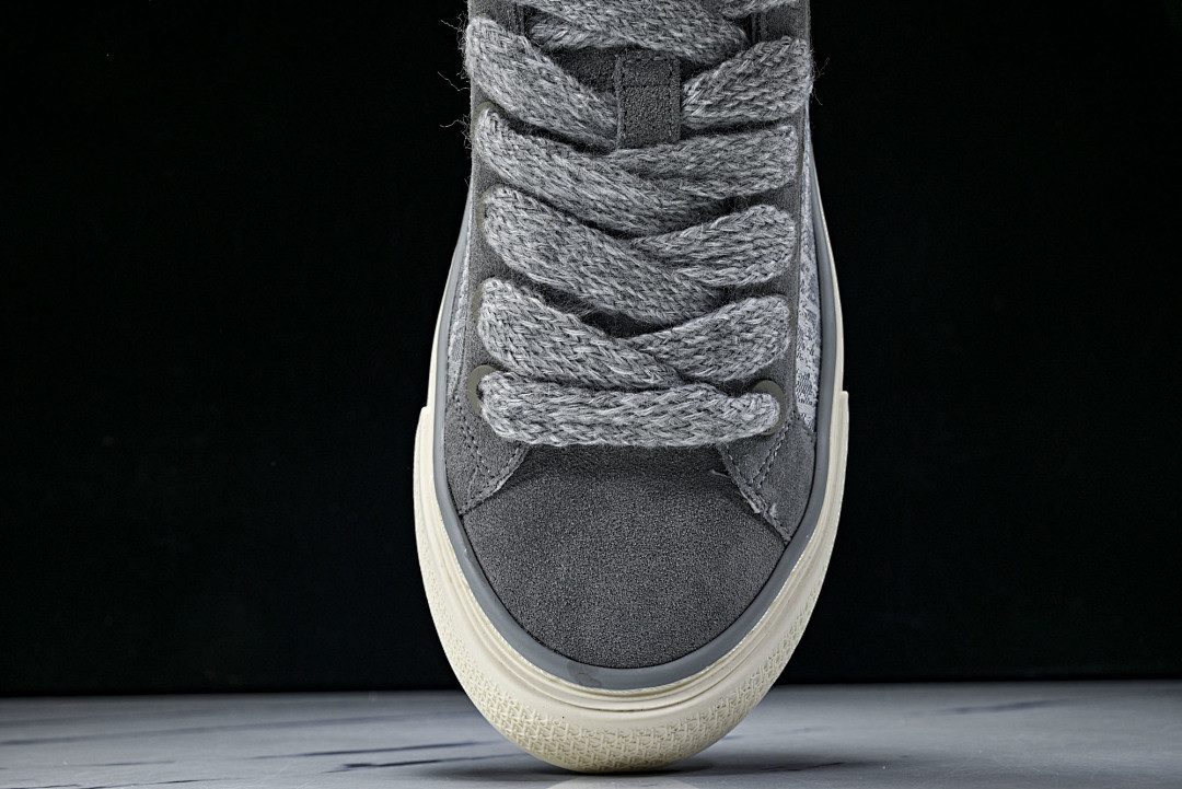 DR B33 Sneaker