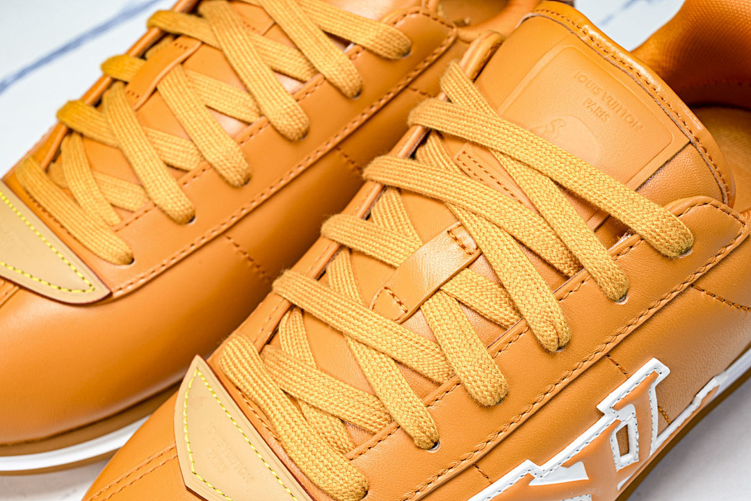 L*V Buttersoft Sneaker