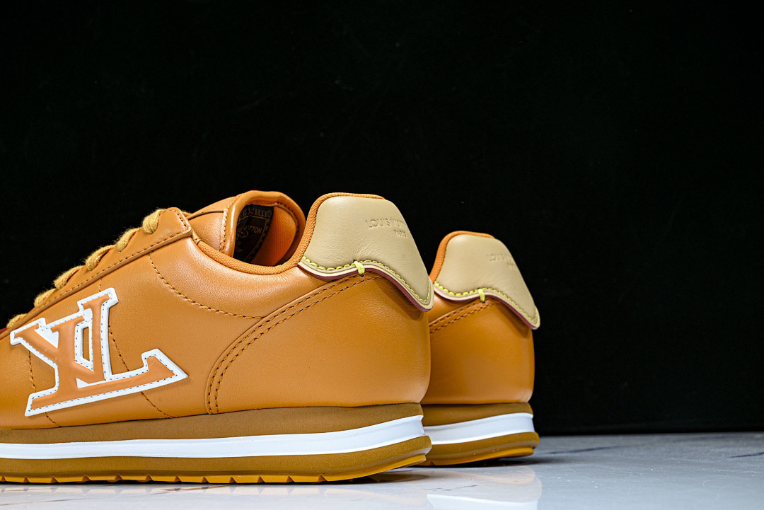 L*V Buttersoft Sneaker