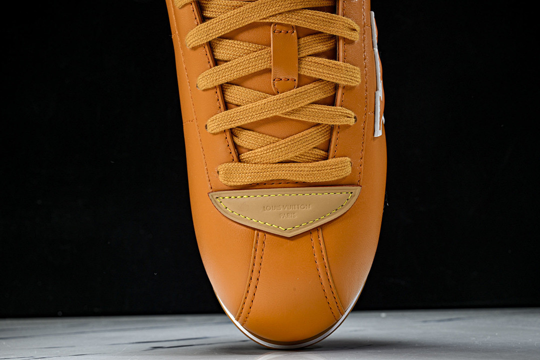 L*V Buttersoft Sneaker