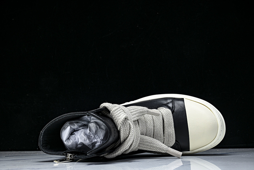 RO Sneakers