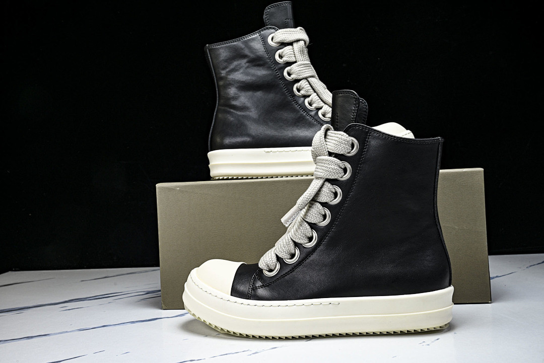 RO Sneakers
