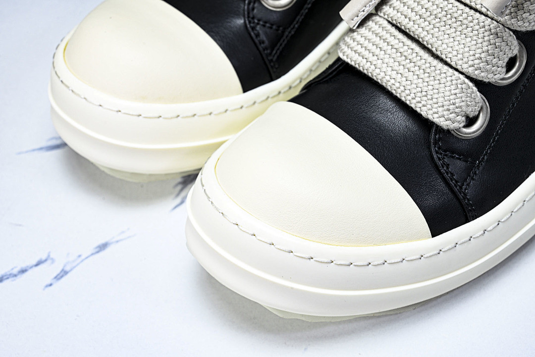 RO Sneakers