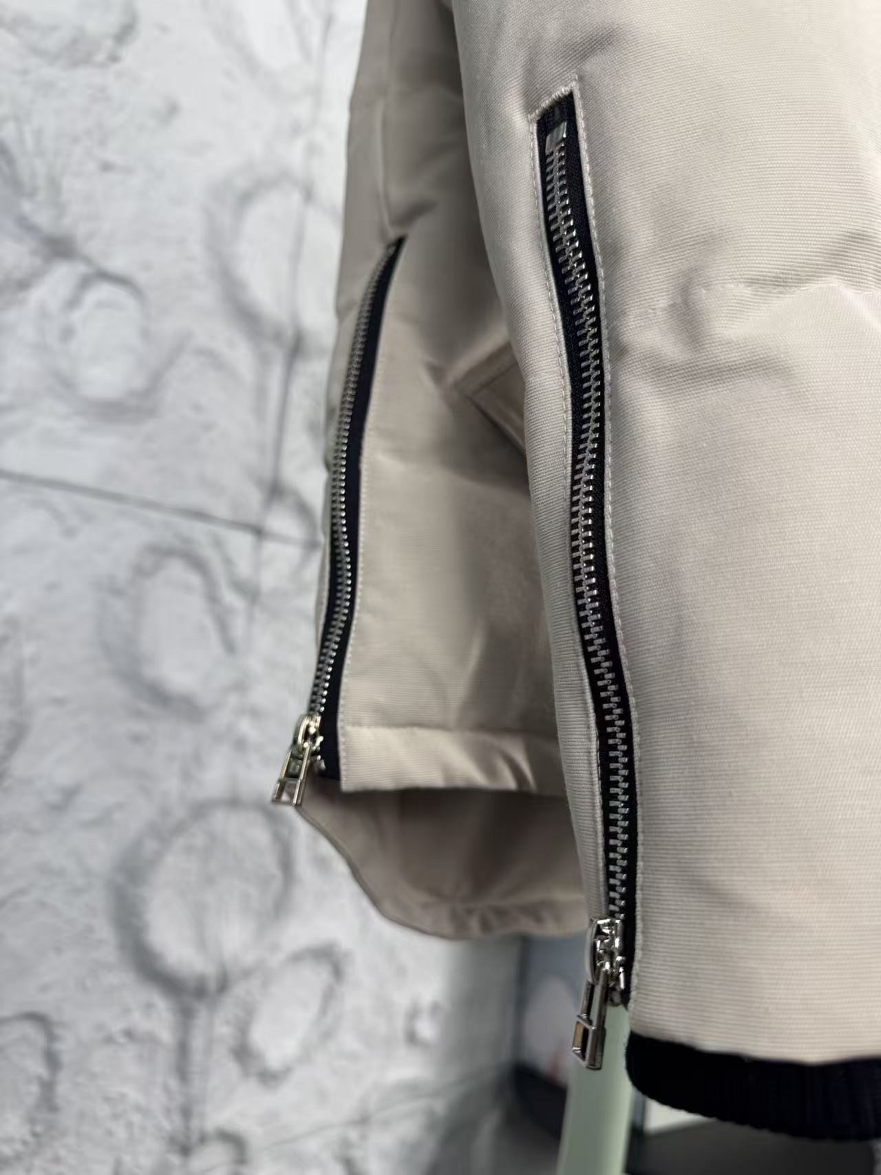 Mo0se Knuckles COAT MK-003