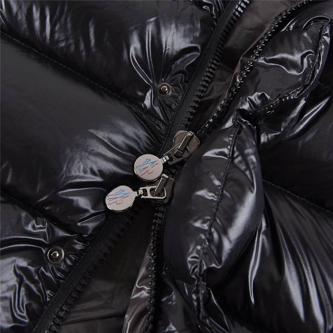 M0ncler COAT MONC-009
