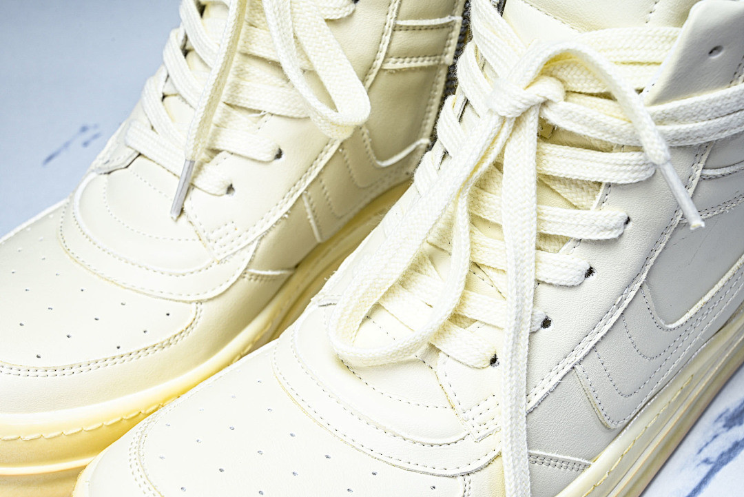 RO Sneakers