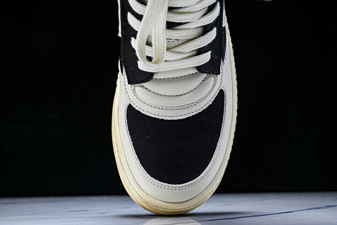 RO Sneakers